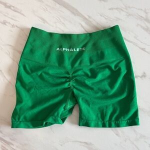 Alphalete Women's High-Waist Emerald Green Scrunch Seam Bike Shorts
